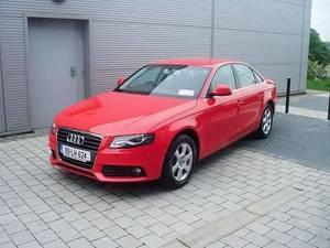 Audi A4 2.0 TDI 143 MULTITRONIC 4DR A