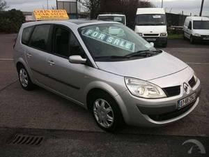 Renault Grand Scenic 2 1.6 16V ROYALE SW 7 SEATER