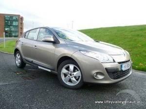 Renault Megane Tomtom ED 110 4DR