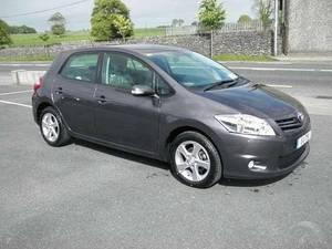 Toyota Auris 1.4D4D LUNA 5DR