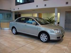 Toyota Avensis 1.6 AURA SALOON