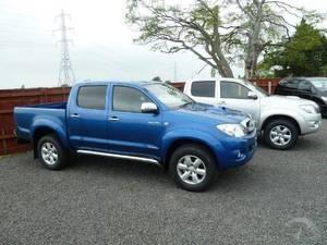 Toyota Hilux 3.0 D4D INVINCILE