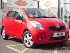 Toyota Yaris 1.3i 5dr Strata - Alloys & Fogs