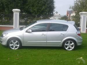 Opel Astra SRI 1.9 CDTI 5DR 150PSI. FULL LEATHER