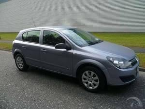 Opel Astra CLUB 1.4 I 16V 5DR