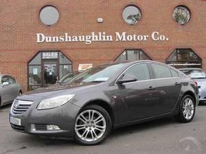 Opel Insignia DIESEL HATCHBACK *EXCLUSIVE*