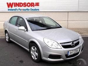 Opel Vectra 1.6 4dr Club ~ Annual Tax €445