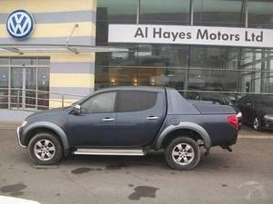 Mitsubishi L200 Passenger 2.5 Double Cab Intense