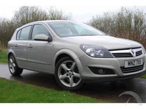 Vauxhall Astra CDTi SRi [120] Auto