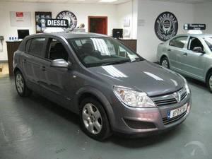 Vauxhall Astra CLUB CDTI 05DR