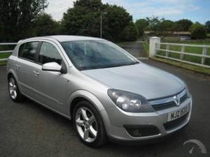 Vauxhall Astra HATCHBACK (2004 - 2010)