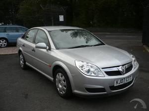 Vauxhall Vectra HATCHBACK (2005 - 2008)